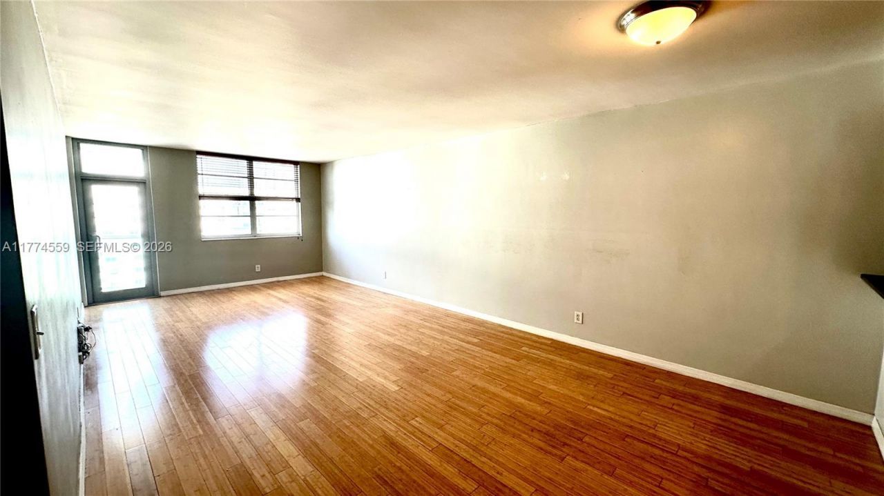 19390 Collins Ave, Unit 1614, Sunny Isles Beach, FL 33160 Photo