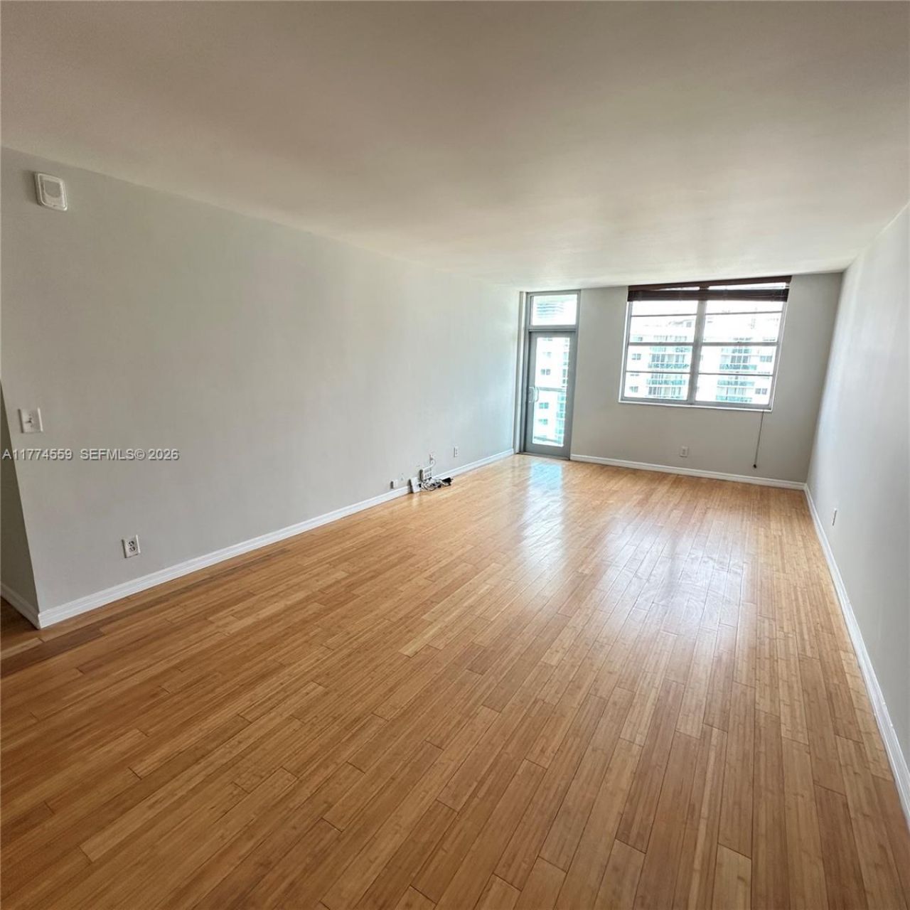 19390 Collins Ave, Unit 1614, Sunny Isles Beach, FL 33160 Photo