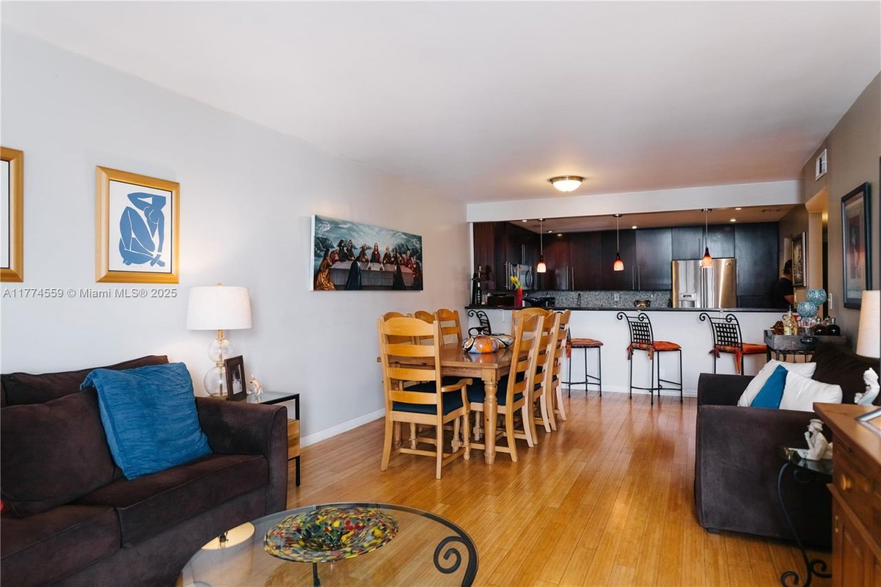 19390 Collins Ave, Unit 1614, Sunny Isles Beach, FL 33160 Photo