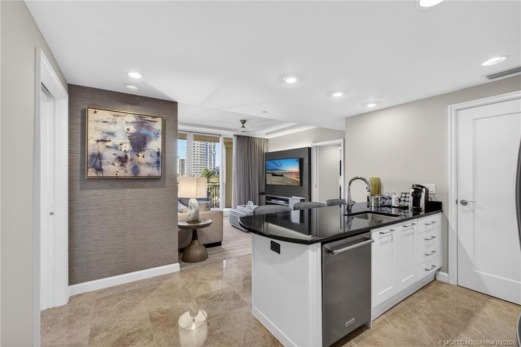 3800 N Ocean Drive, Unit 505, Riviera Beach, FL 33404 Photo