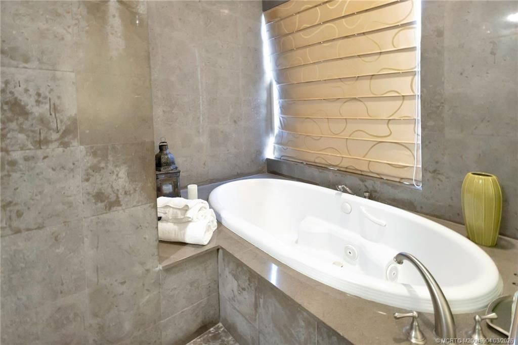 3800 N Ocean Drive, Unit 505, Riviera Beach, FL 33404 Photo