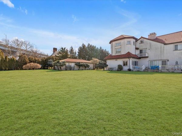 118 Malba Drive, Malba, NY 11357