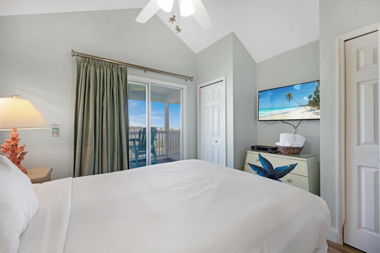 2002 Marina Villa Drive, Duck Key, FL 33050 Photo