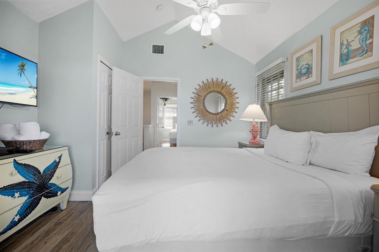 2002 Marina Villa Drive, Duck Key, FL 33050 Photo