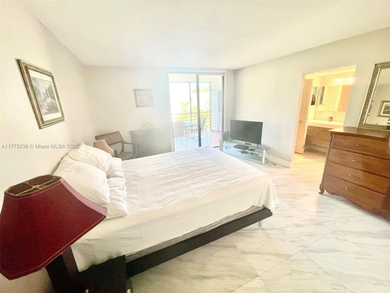 20401 NE 30th Ave, Unit 410-8, Aventura, FL 33180 Photo