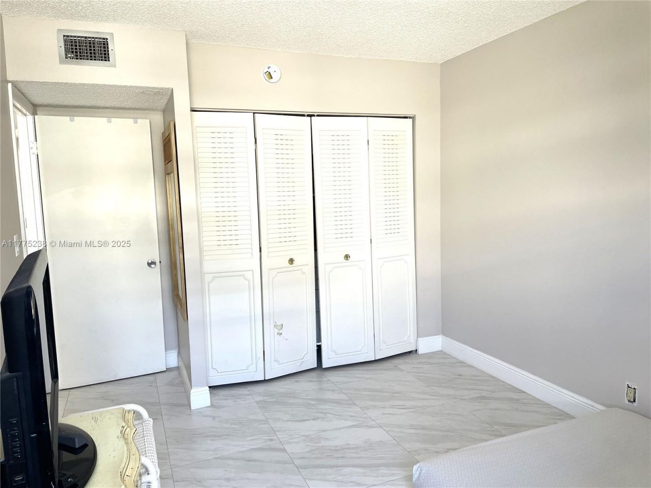 20401 NE 30th Ave, Unit 410-8, Aventura, FL 33180 Photo