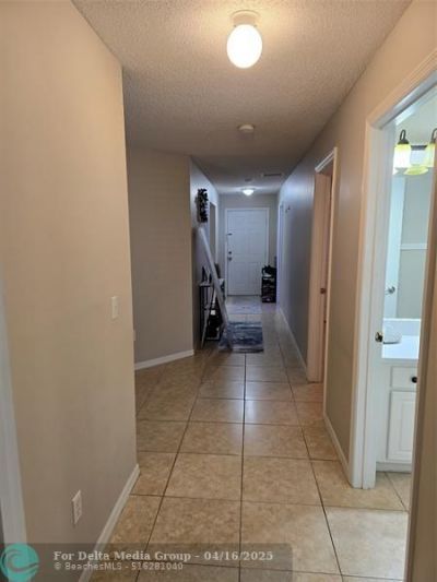 585 NW Floresta Drive, Port Saint Lucie, FL 34983 Photo