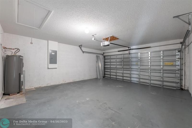 585 NW Floresta Drive, Port Saint Lucie, FL 34983 Photo