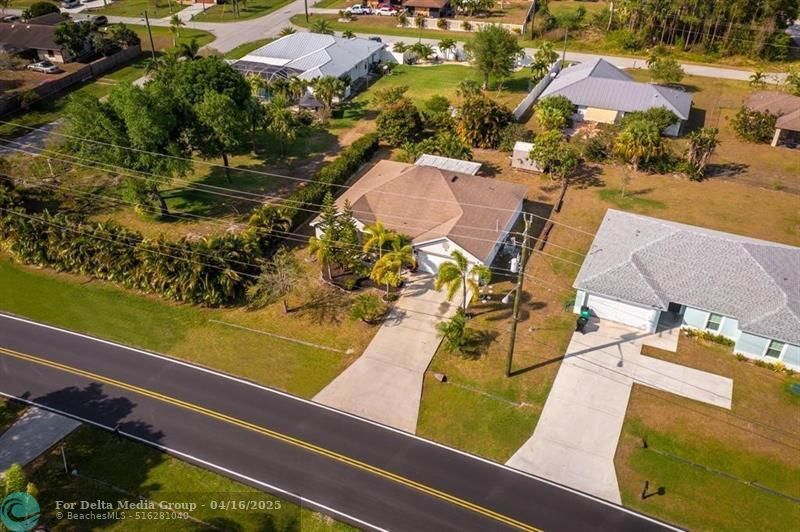 585 NW Floresta Drive, Port Saint Lucie, FL 34983 Photo