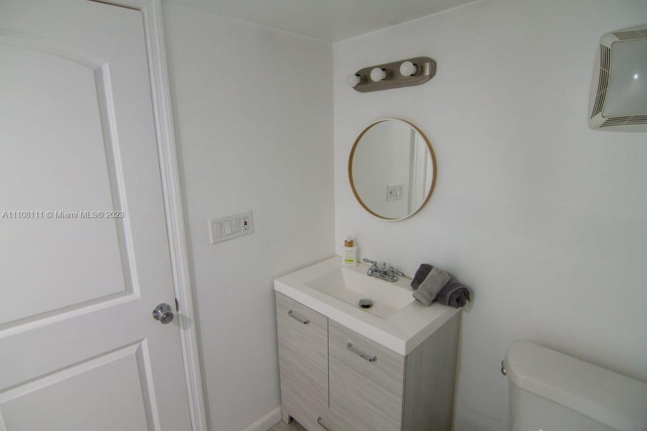 753 Michigan, Unit 3A, Miami Beach, FL 33139 Photo