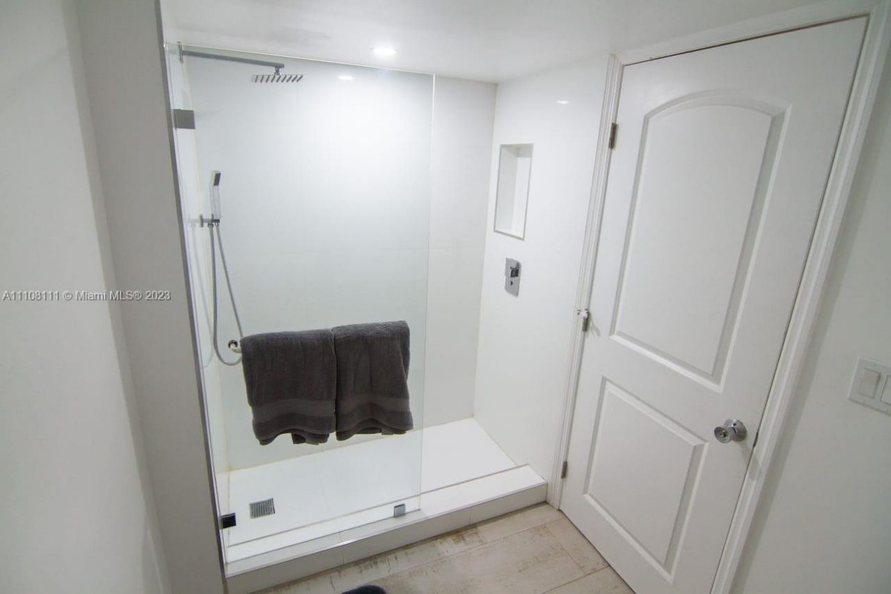 753 Michigan, Unit 3A, Miami Beach, FL 33139 Photo