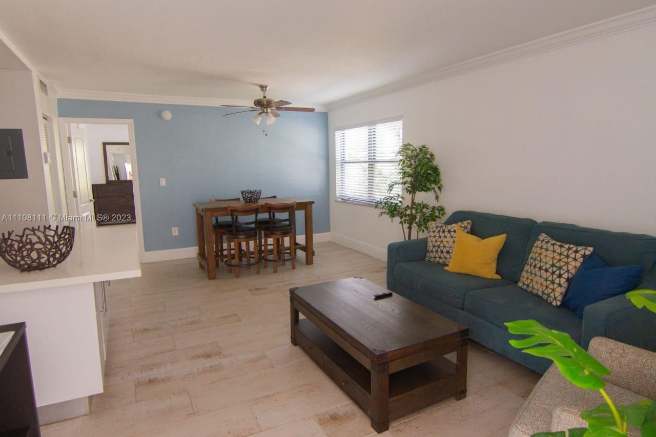 753 Michigan, Unit 3A, Miami Beach, FL 33139 Photo