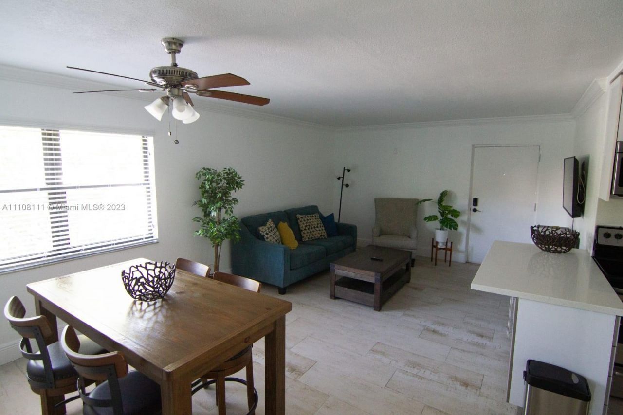753 Michigan, Unit 3A, Miami Beach, FL 33139 Photo
