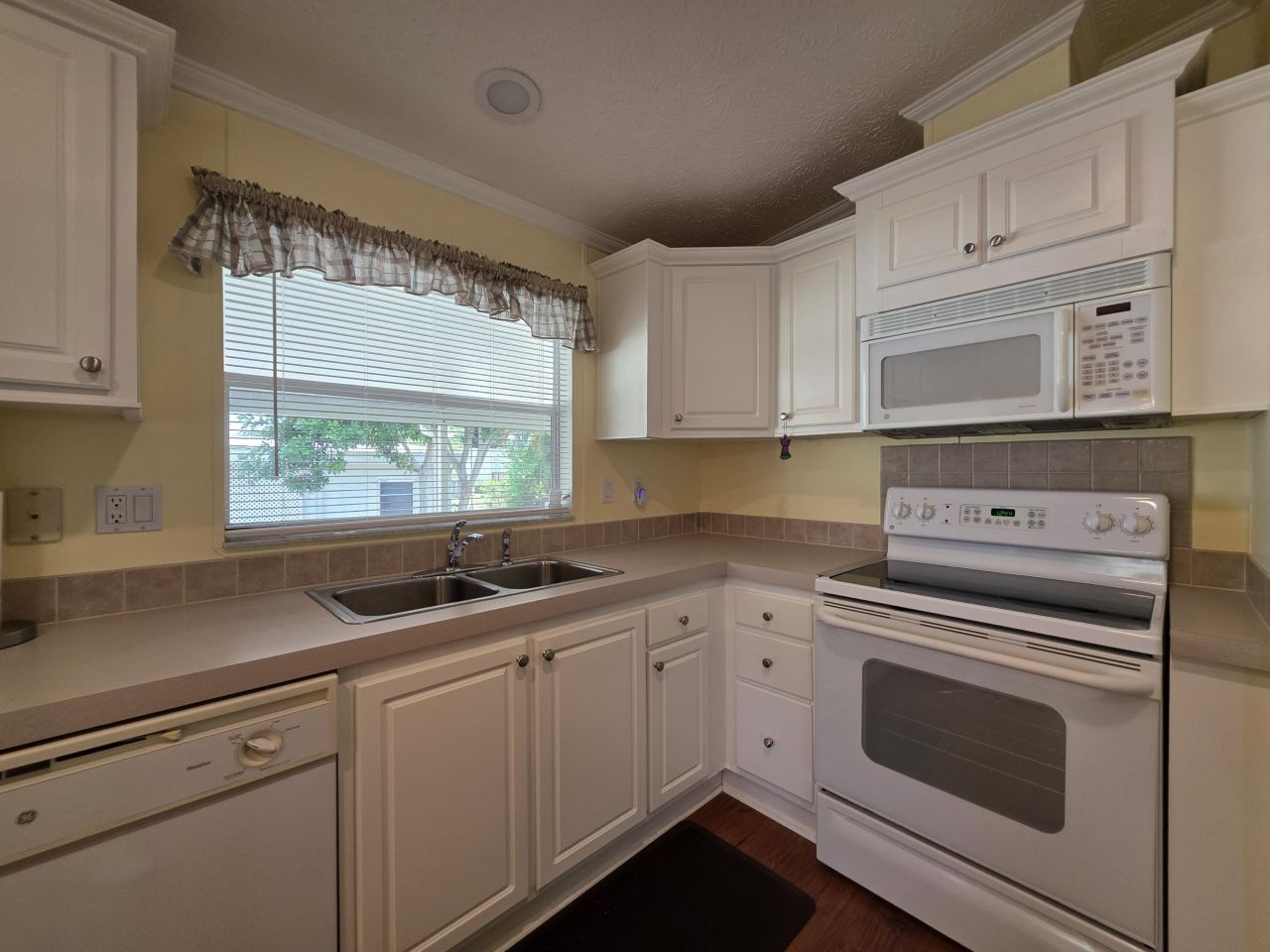4218 6th Court, Lantana, FL 33462 Photo