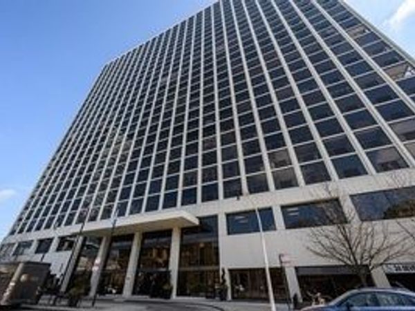 4343 N Clarendon Avenue, Unit 1113, Chicago, IL 60613