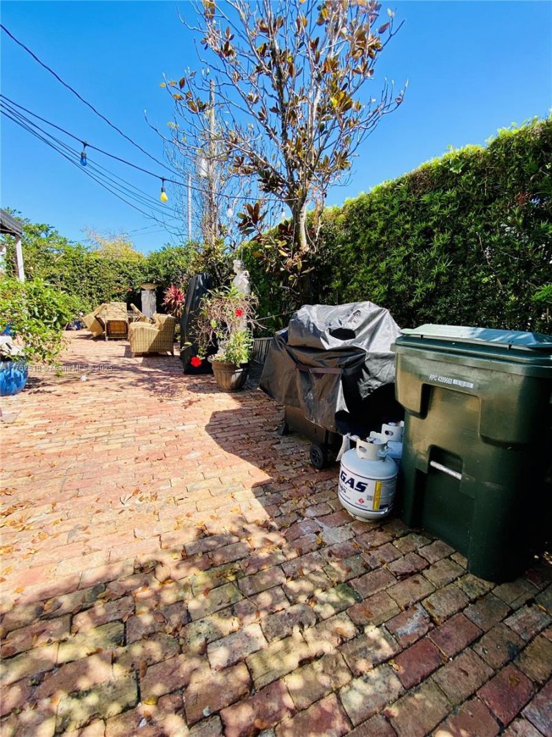 1135 SW 62nd Ave, West Miami, FL 33144 Photo