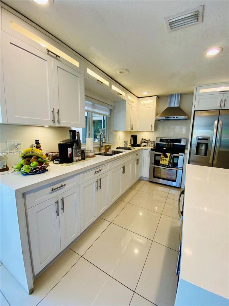 1135 SW 62nd Ave, West Miami, FL 33144 Photo