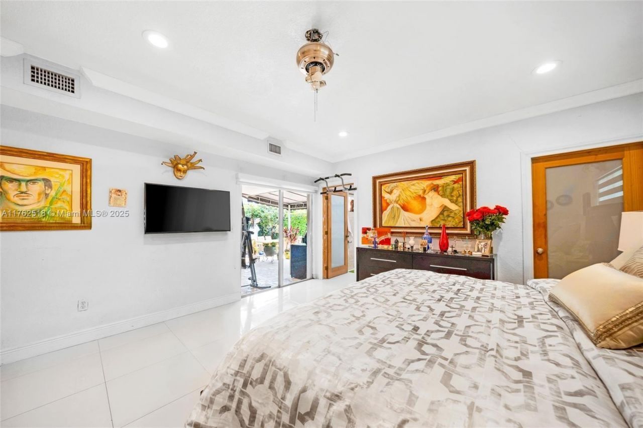 1135 SW 62nd Ave, West Miami, FL 33144 Photo