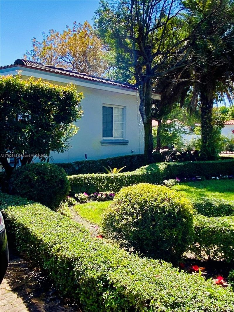 1135 SW 62nd Ave, West Miami, FL 33144 Photo