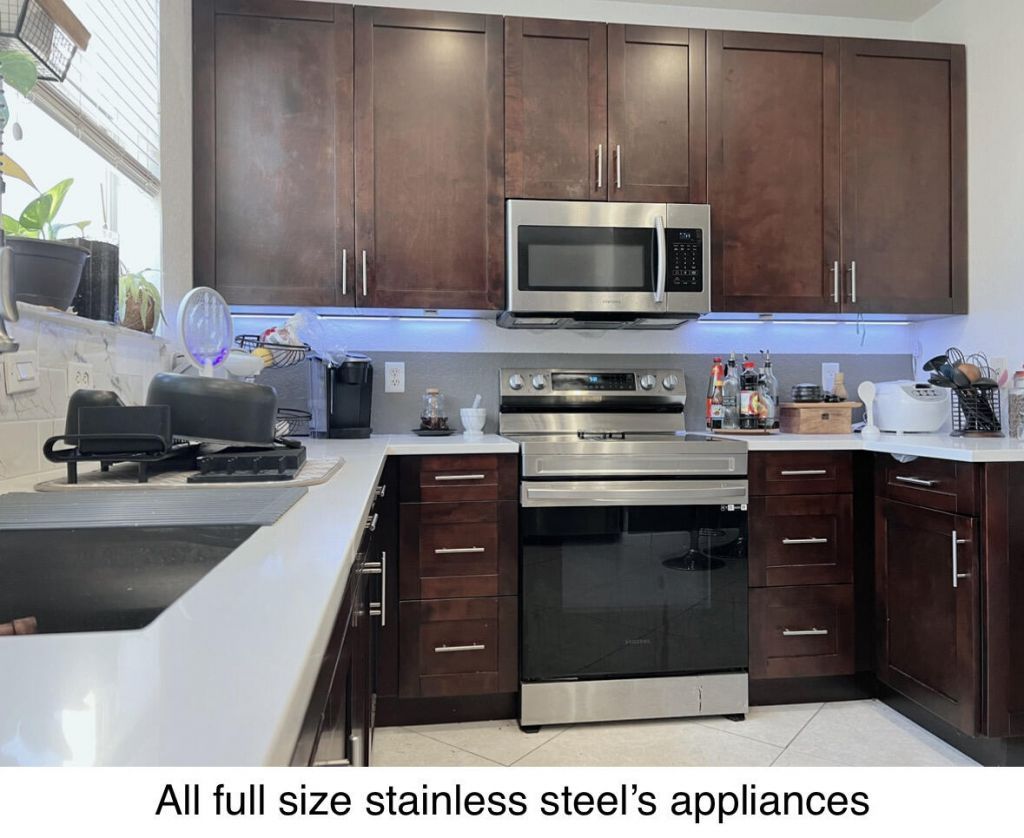 750 Millbrae Court, Unit 3, West Palm Beach, FL 33401 Photo