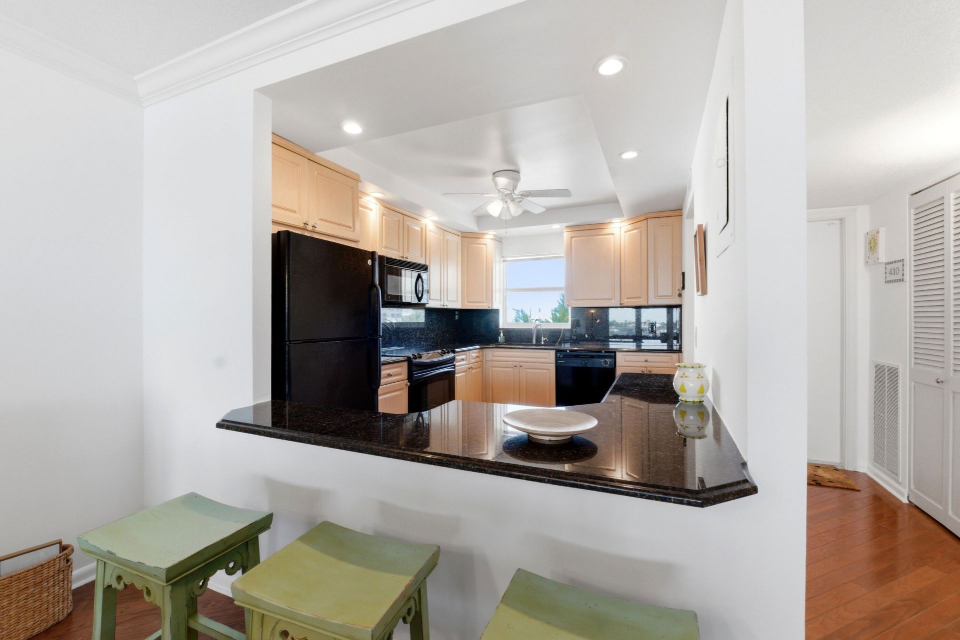 511 Bayshore Drive, Unit 410, Fort Lauderdale, FL 33304 Photo