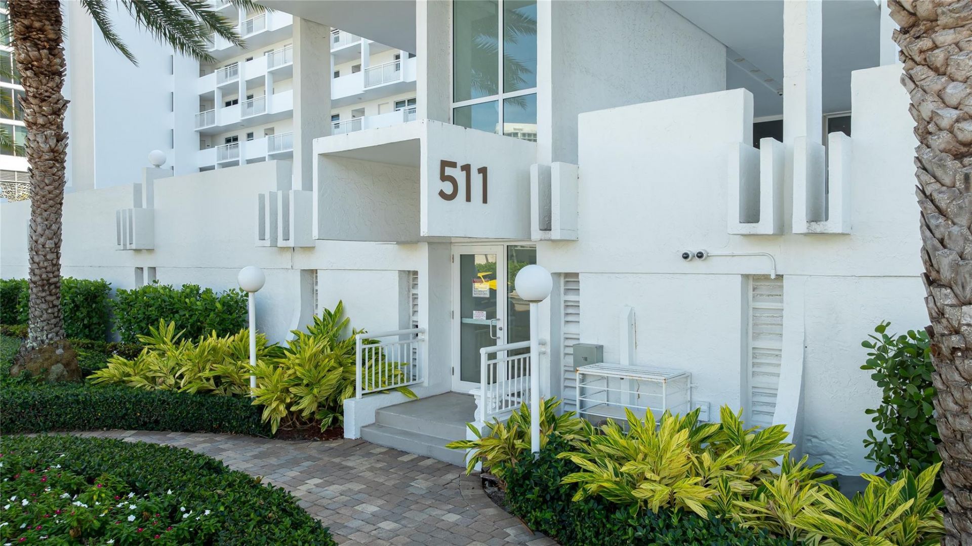 511 Bayshore Drive, Unit 410, Fort Lauderdale, FL 33304 Photo