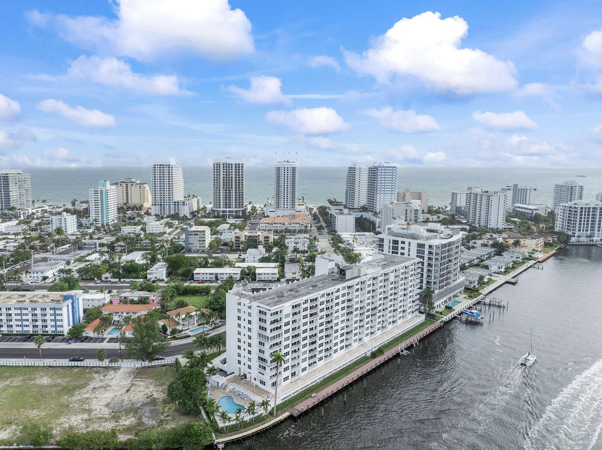 511 Bayshore Drive, Unit 410, Fort Lauderdale, FL 33304 Photo