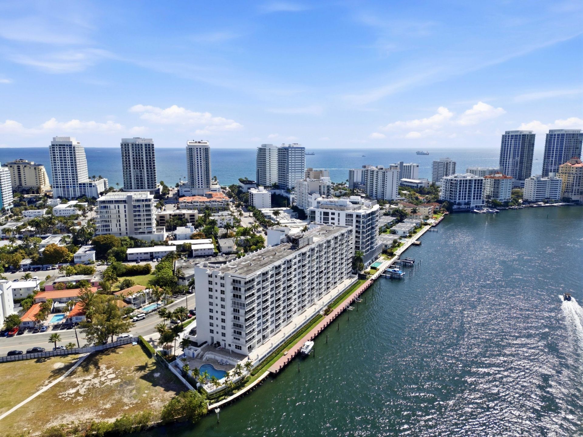 511 Bayshore Drive, Unit 410, Fort Lauderdale, FL 33304 Photo