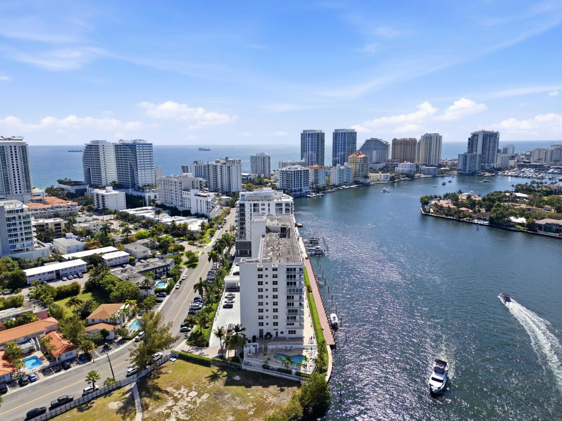 511 Bayshore Drive, Unit 410, Fort Lauderdale, FL 33304 Photo