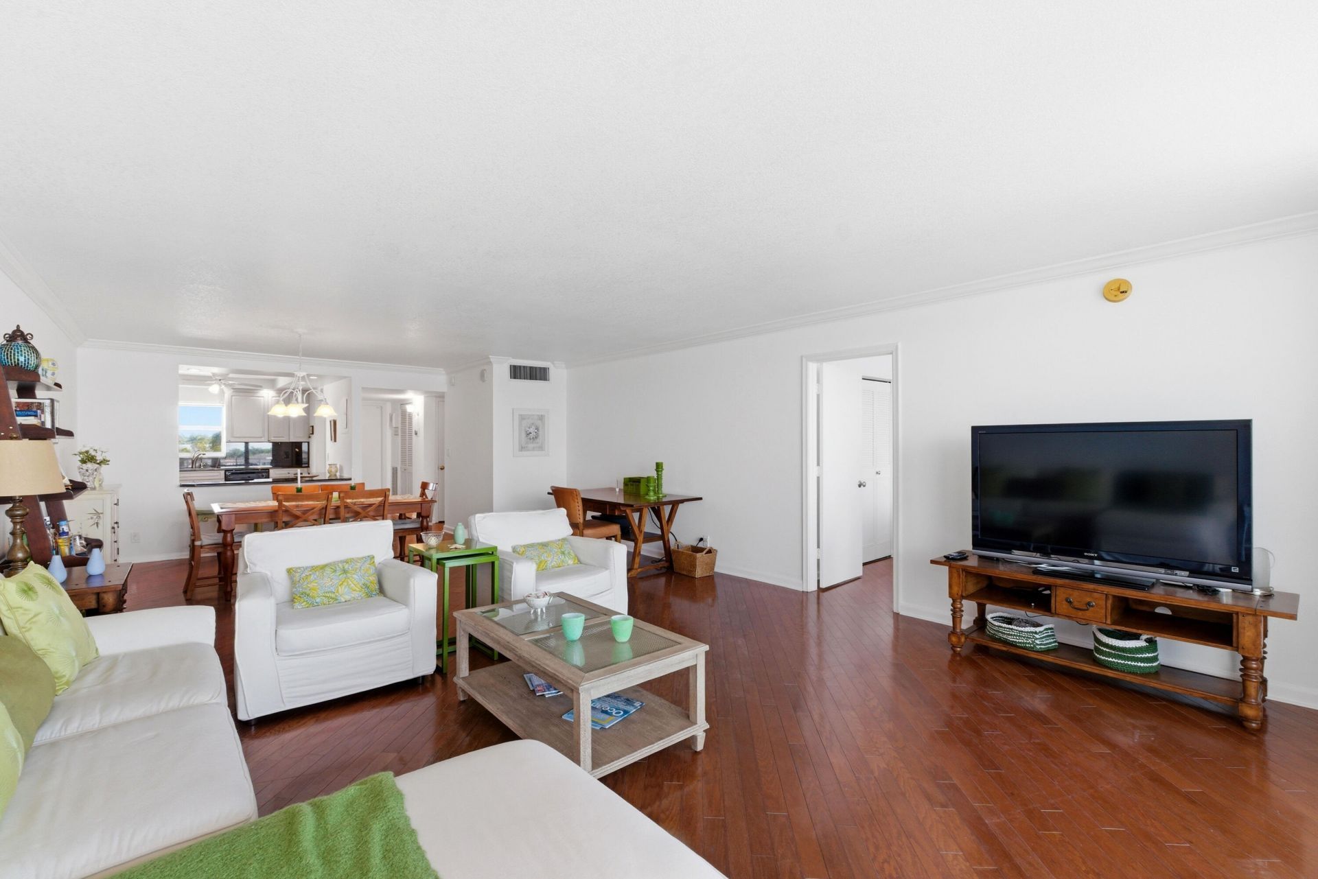 511 Bayshore Drive, Unit 410, Fort Lauderdale, FL 33304 Photo