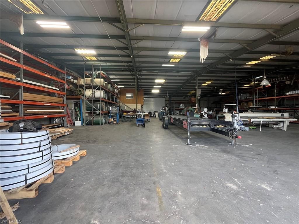 1016 SE 12th Ave, Cape Coral, FL 33990 Photo