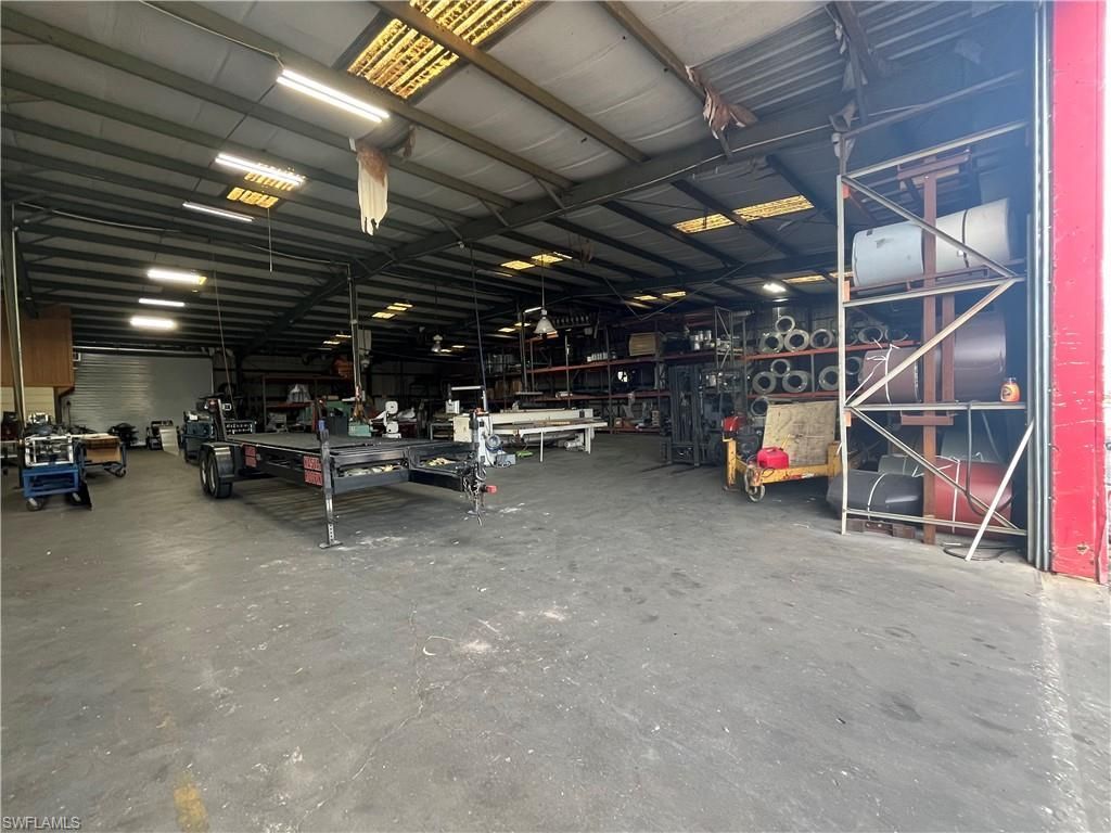 1016 SE 12th Ave, Cape Coral, FL 33990 Photo