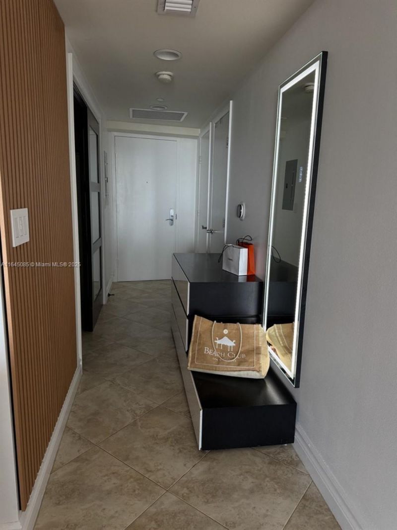 1850 S Ocean Dr, Unit 3809, Hallandale Beach, FL 33009 Photo