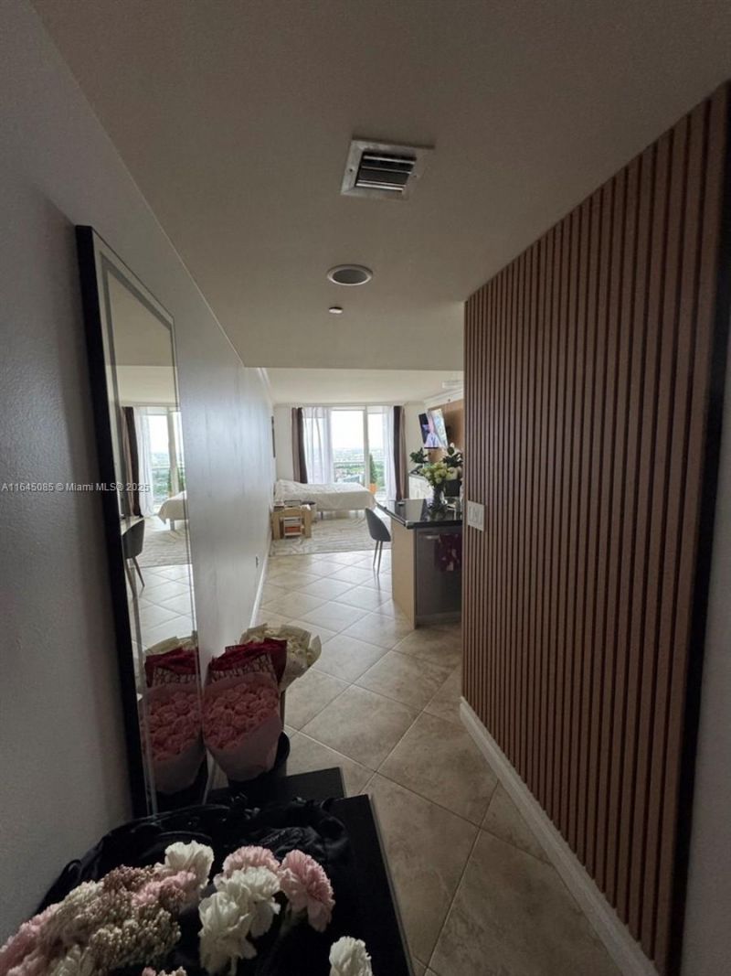 1850 S Ocean Dr, Unit 3809, Hallandale Beach, FL 33009 Photo