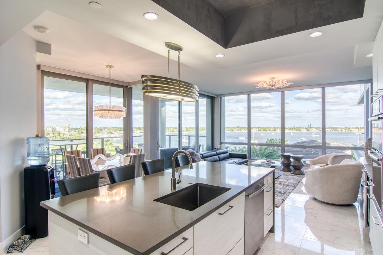 1 Water Club Way, Unit 601, North Palm Beach, FL 33408 Photo