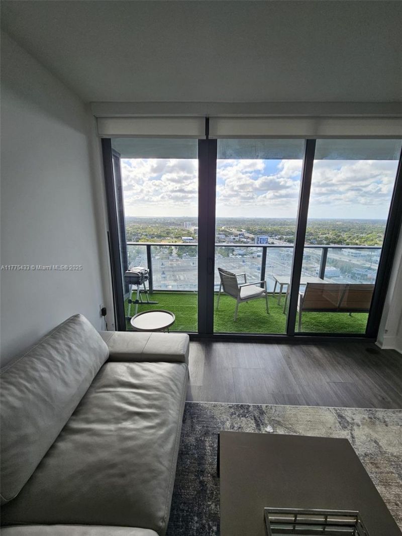 121 NE 34 St, Unit 2511, Miami, FL 33137 Photo