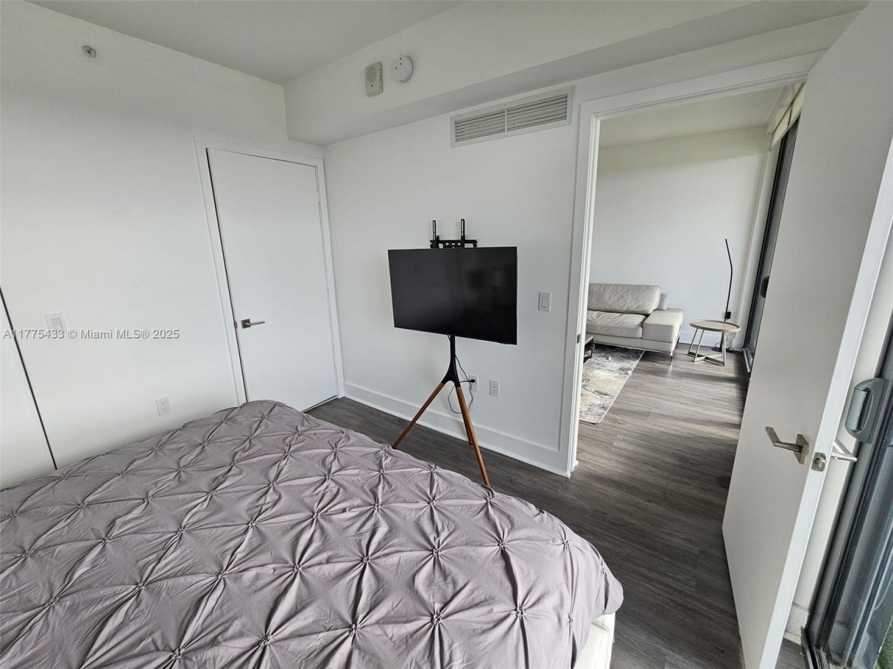 121 NE 34 St, Unit 2511, Miami, FL 33137 Photo