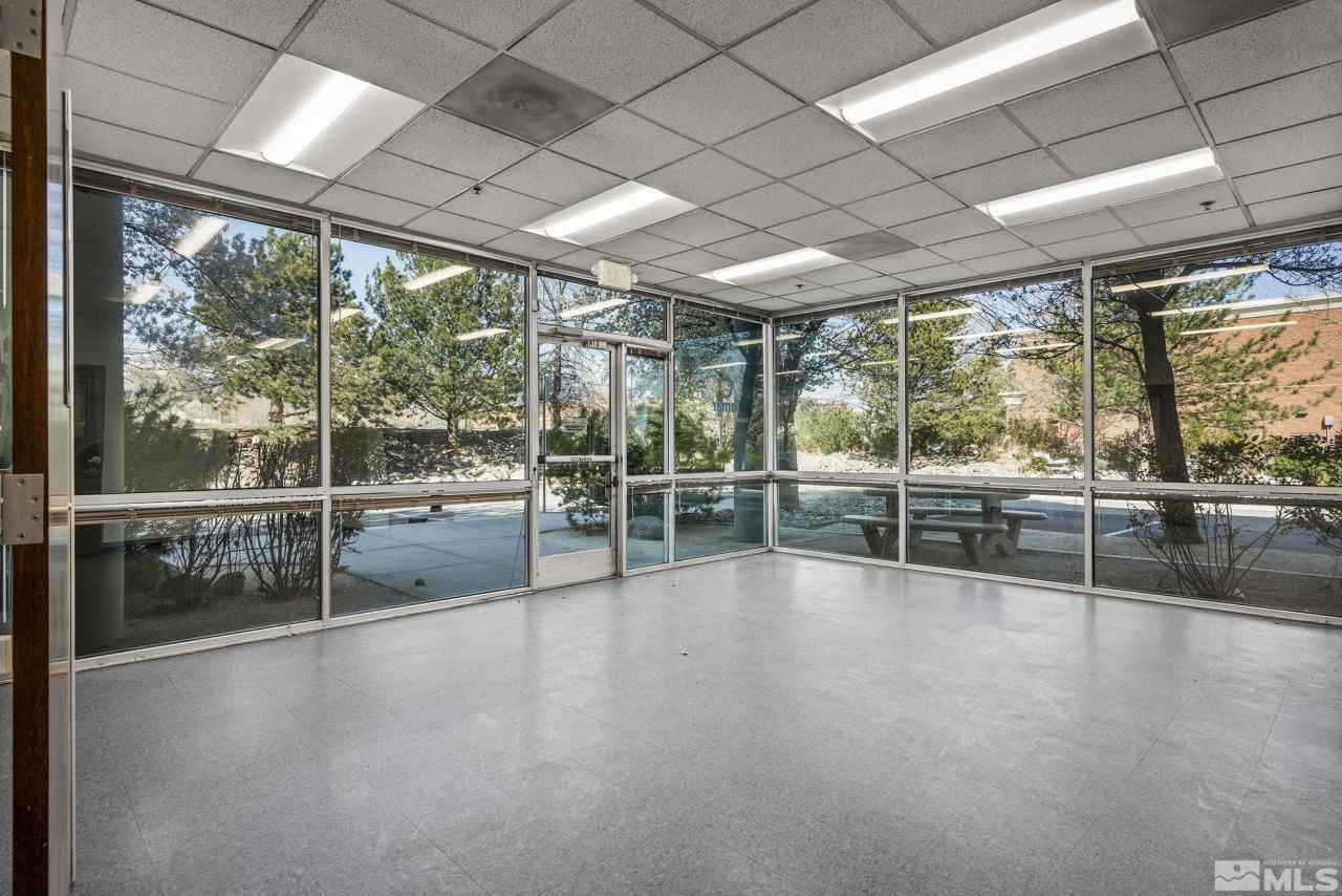 12815 Old Virginia Road, Reno, NV 89521 Photo