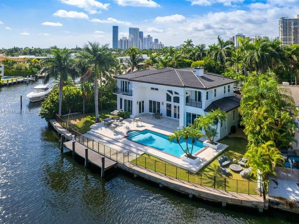 455 Centre Is, Golden Beach, FL 33160