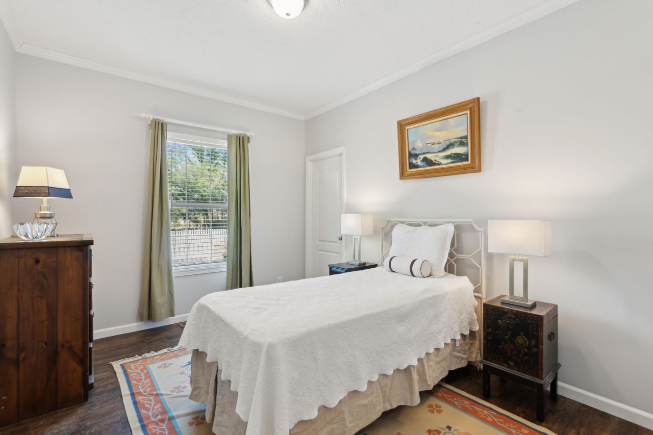 5638 Dixie Plantation Road Photo 13