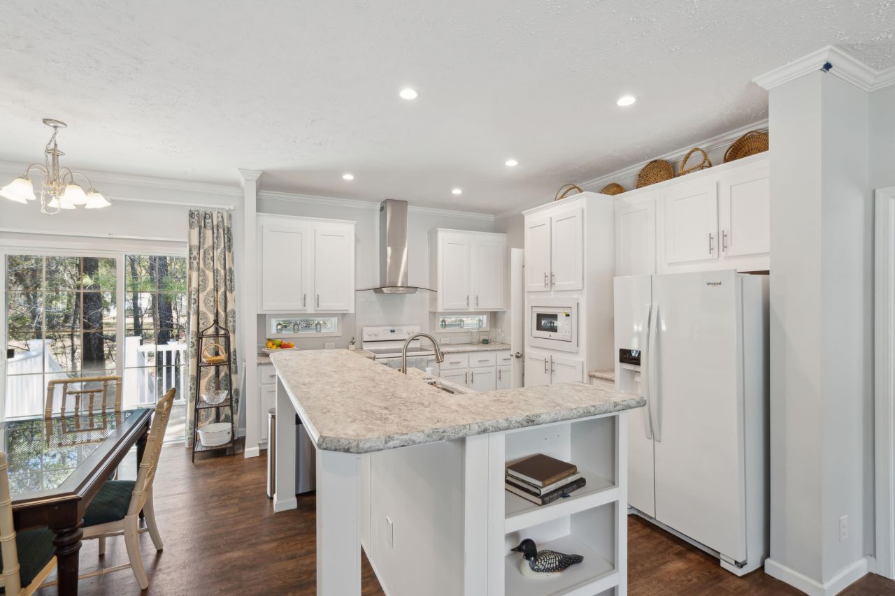 5638 Dixie Plantation Road Photo 6