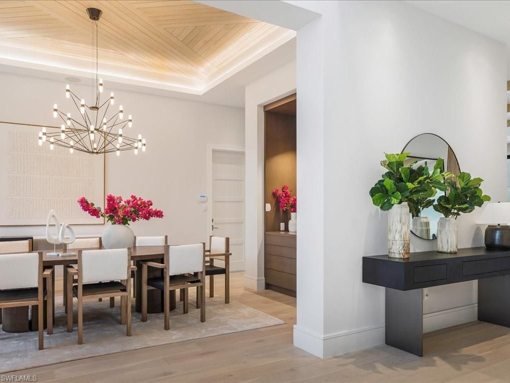 612 Binnacle Dr, Naples, FL 34103 Photo