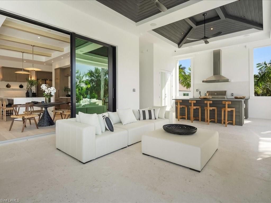 612 Binnacle Dr, Naples, FL 34103 Photo