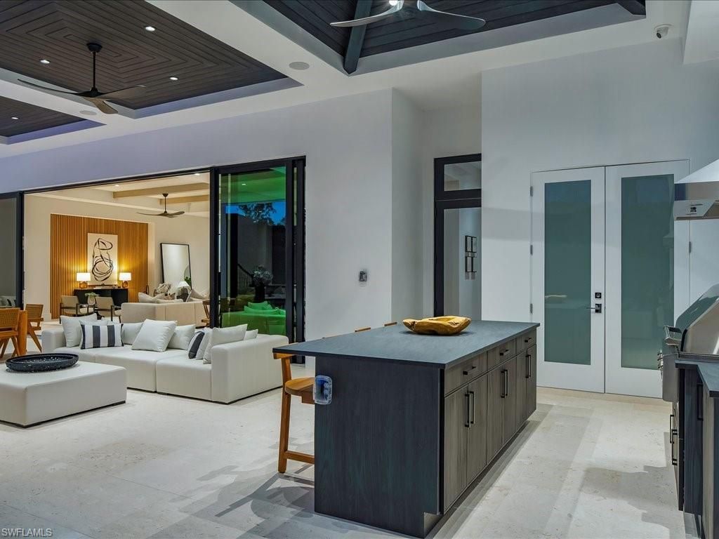 612 Binnacle Dr, Naples, FL 34103 Photo