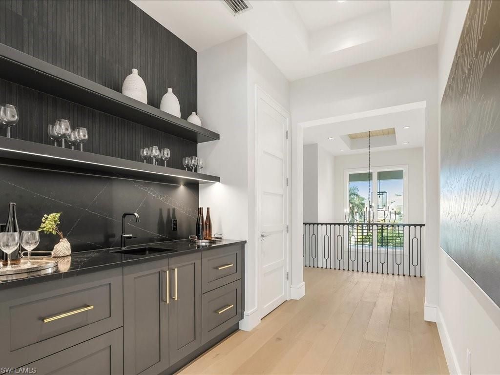 612 Binnacle Dr, Naples, FL 34103 Photo