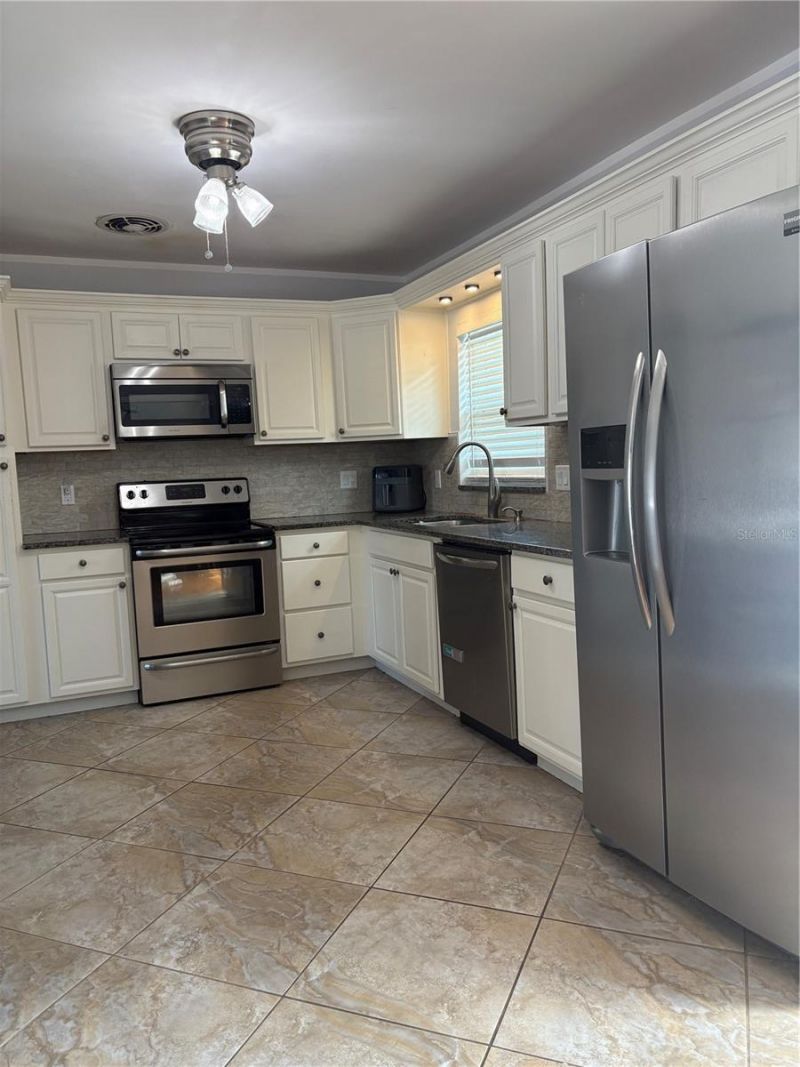 6221 13th Avenue N, Saint Petersburg, FL 33710 Photo