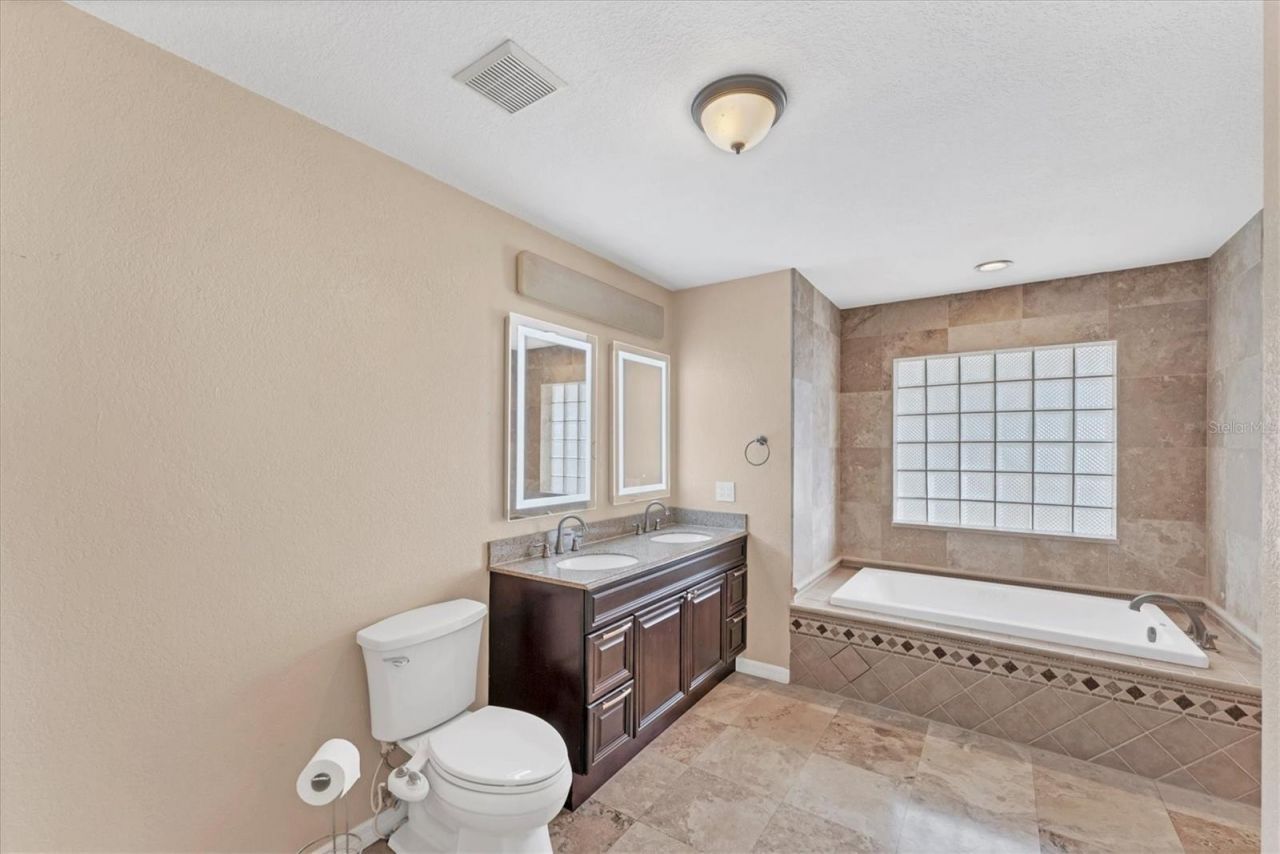 1668 Tropicaire Boulevard, North Port, FL 34286 Photo