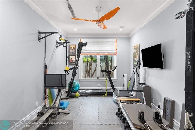 2870 NE 24th Pl, Fort Lauderdale, FL 33305 Photo