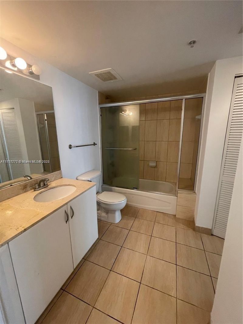 1750 N Bayshore Dr, Unit 2309, Miami, FL 33132 Photo