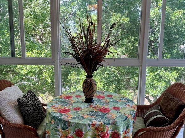 2600 NW 49th Ave, Unit 403, Lauderdale Lakes, FL 33313